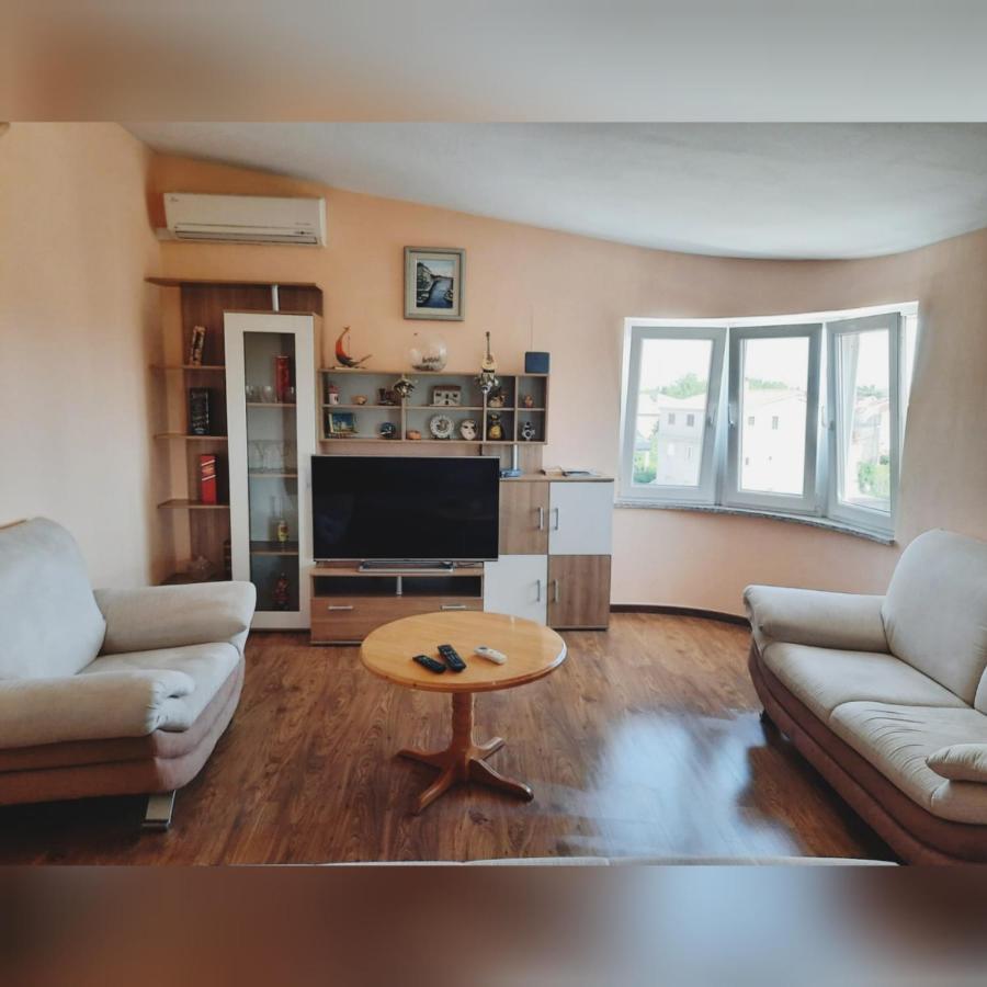 Apartman Julienne Kaštela Zewnętrze zdjęcie