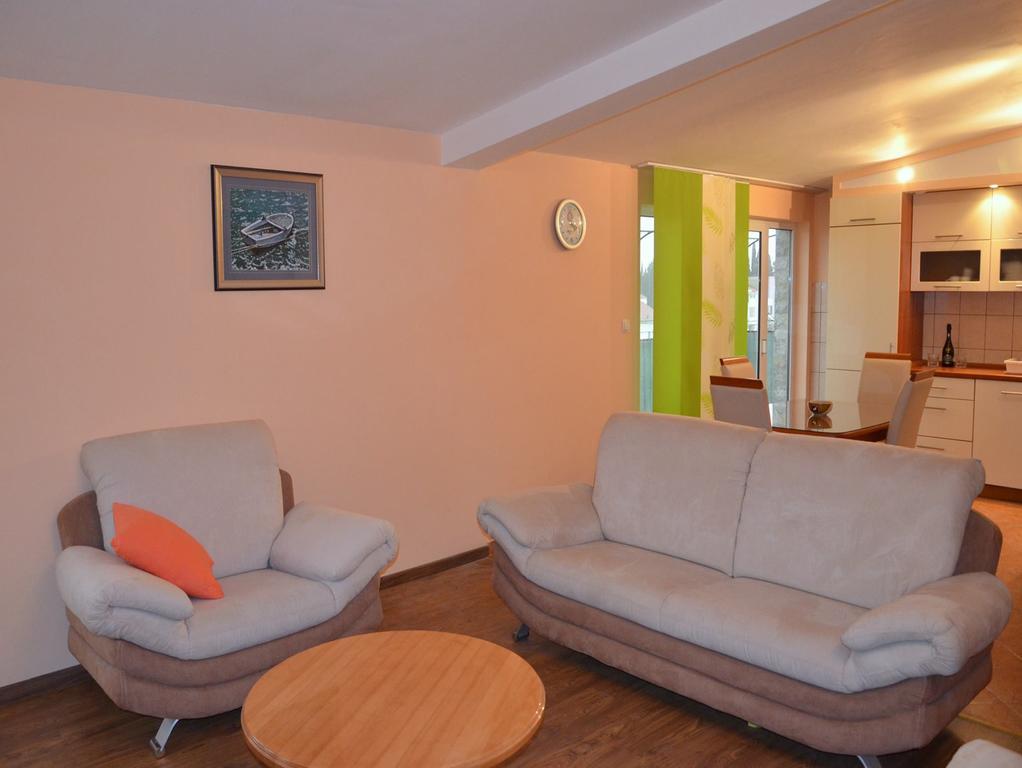 Apartman Julienne Kaštela Zewnętrze zdjęcie