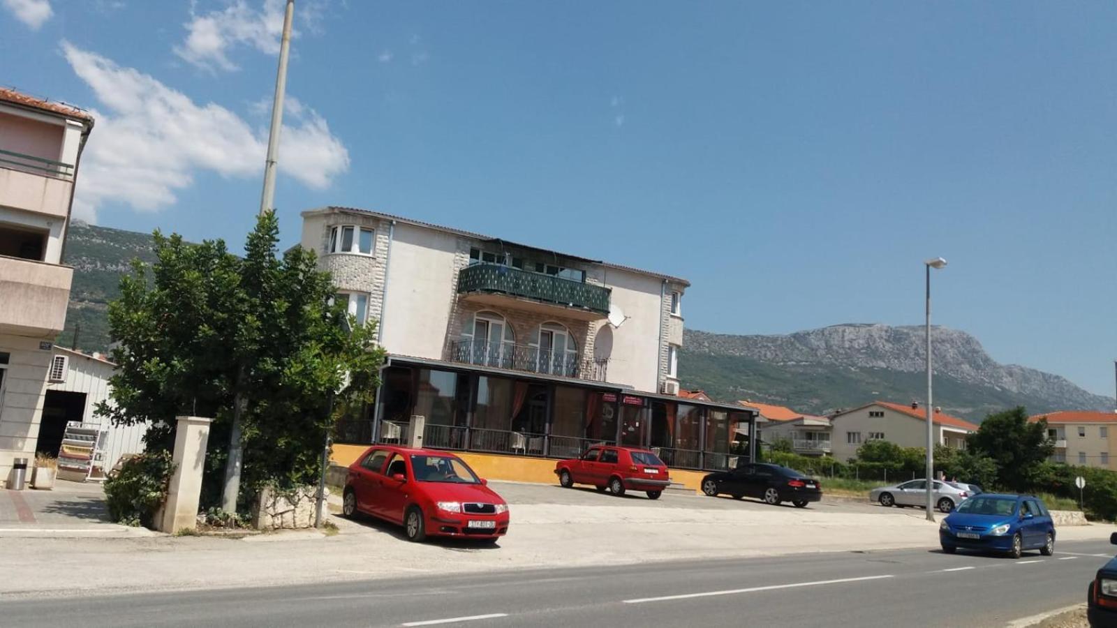 Apartman Julienne Kaštela Zewnętrze zdjęcie